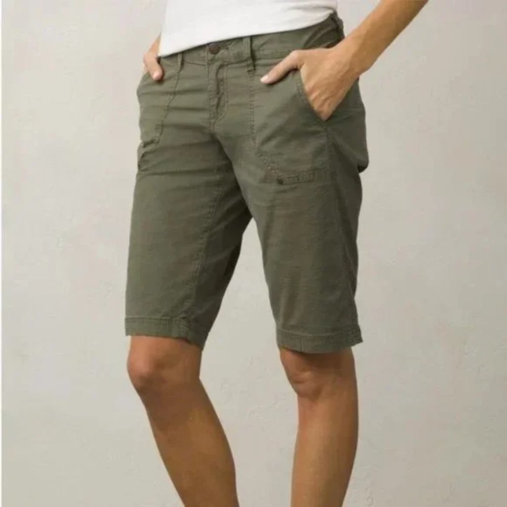 Prana Larissa Knicker Bermuda Cargo Shorts Sz 2